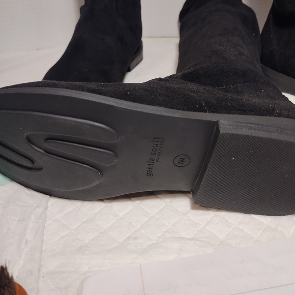 Kenneth cole gentle souls black suede stretch Emma  boot (nwot) SIZE 7M womens - Picture 4 of 6